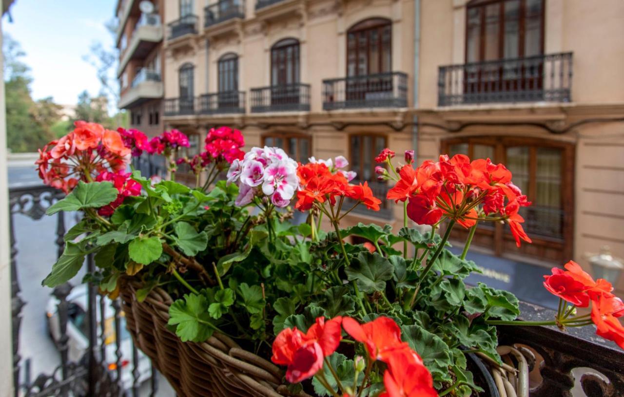 Apartment Luxurious & Alluring In Historic Town *
